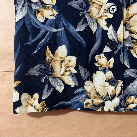 Reformation | Oahu Floral Matching Set Two Piece Button Up Top & Shorts Size XS - Picture 9 of 16